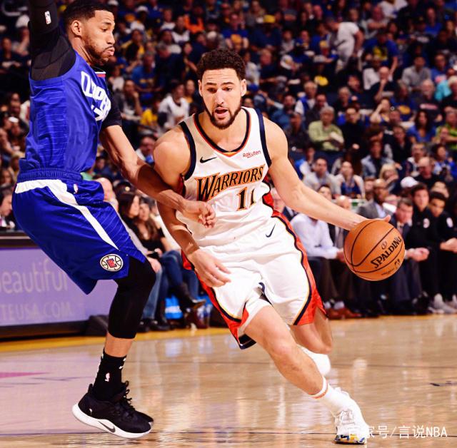 学生体育课 学生体育课