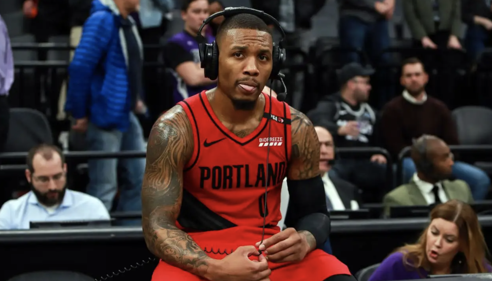 凭借学校先 凭借学校先