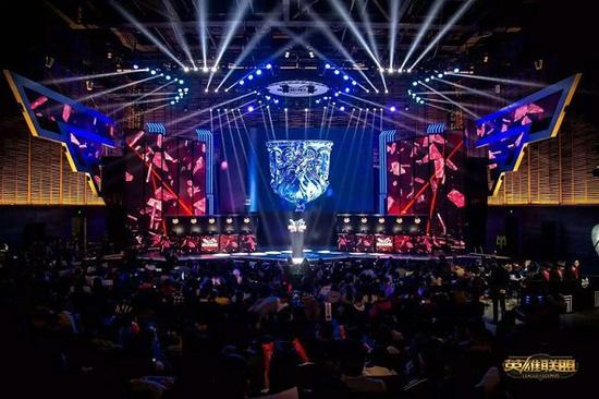 继续保持连 继续保持连