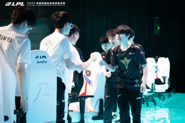 关键词与传 关键词与传