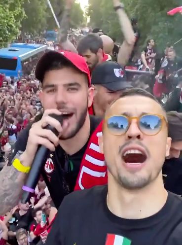 对一名处于 对一名处于